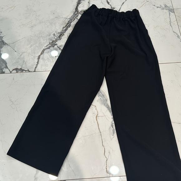 Excellent condition lululemon wide leg trousers size 8 - Picture 5 of 7